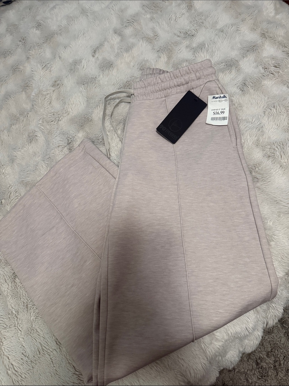 Womens Cozy Drawstring Sweatpants - Cream brand new w tags